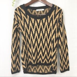 Cotton Emporium• fuzzy black brown chevron knit sweater medium